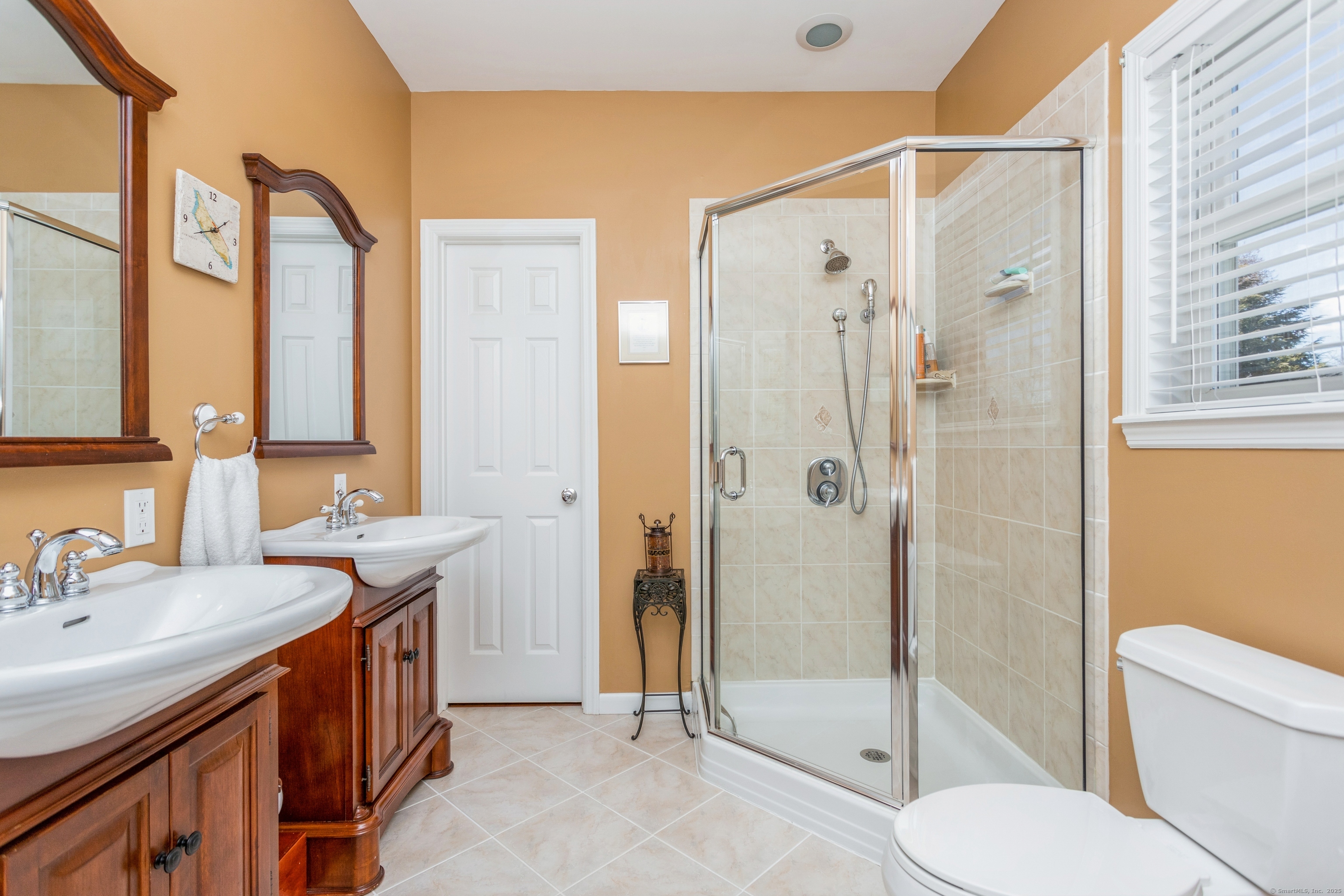4 Wood Street, Danbury, Connecticut image 23