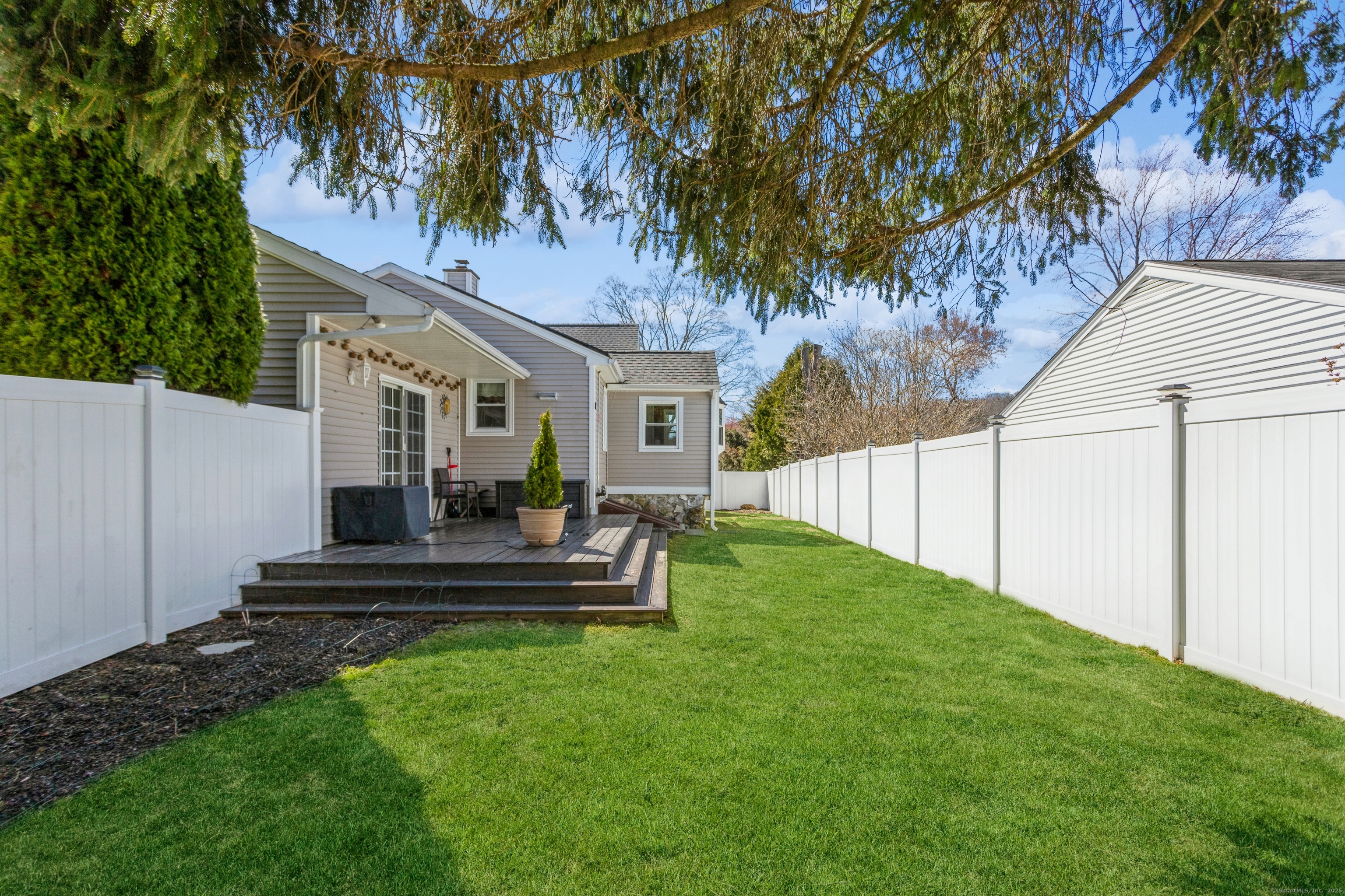 4 Wood Street, Danbury, Connecticut image 36