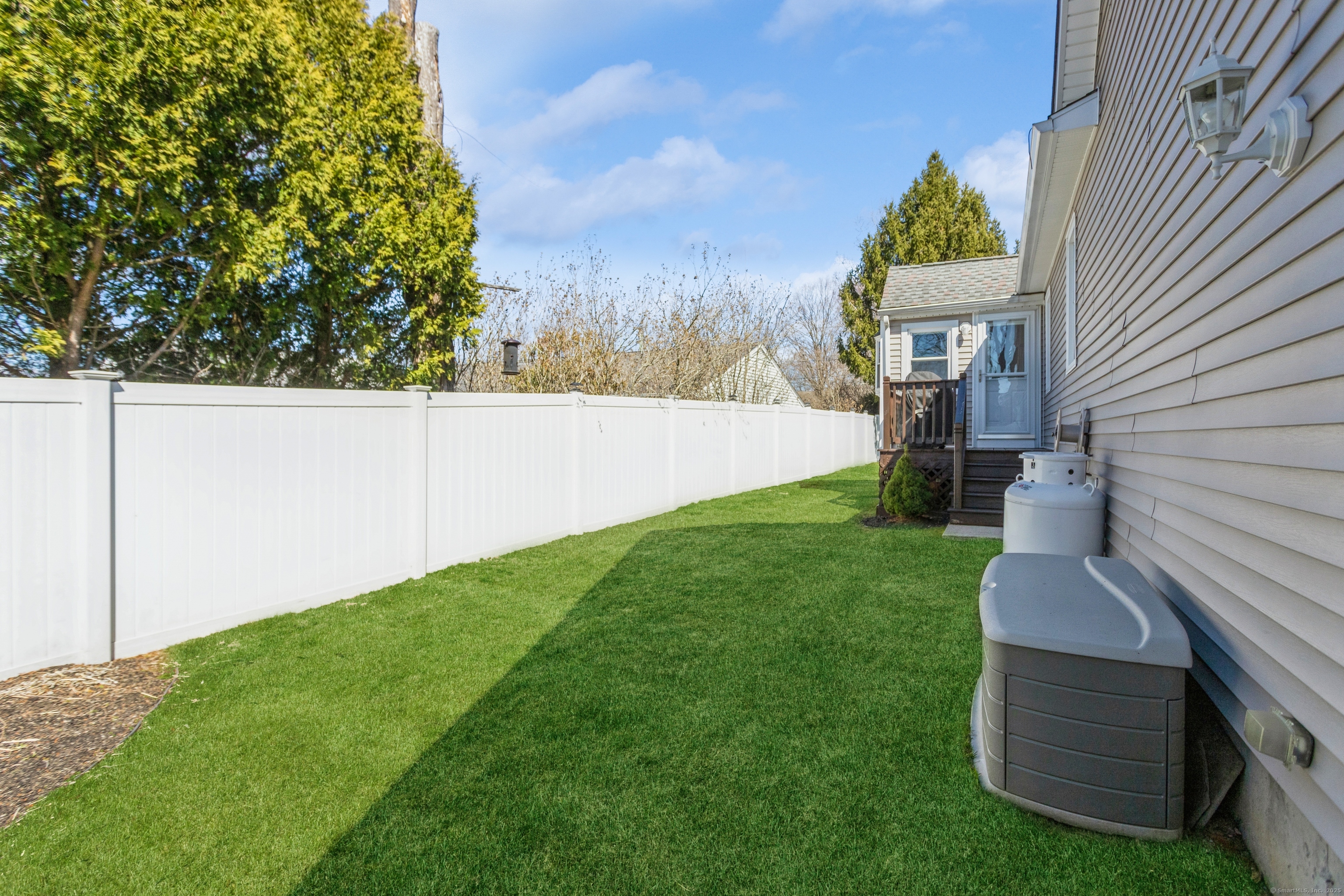 4 Wood Street, Danbury, Connecticut image 37