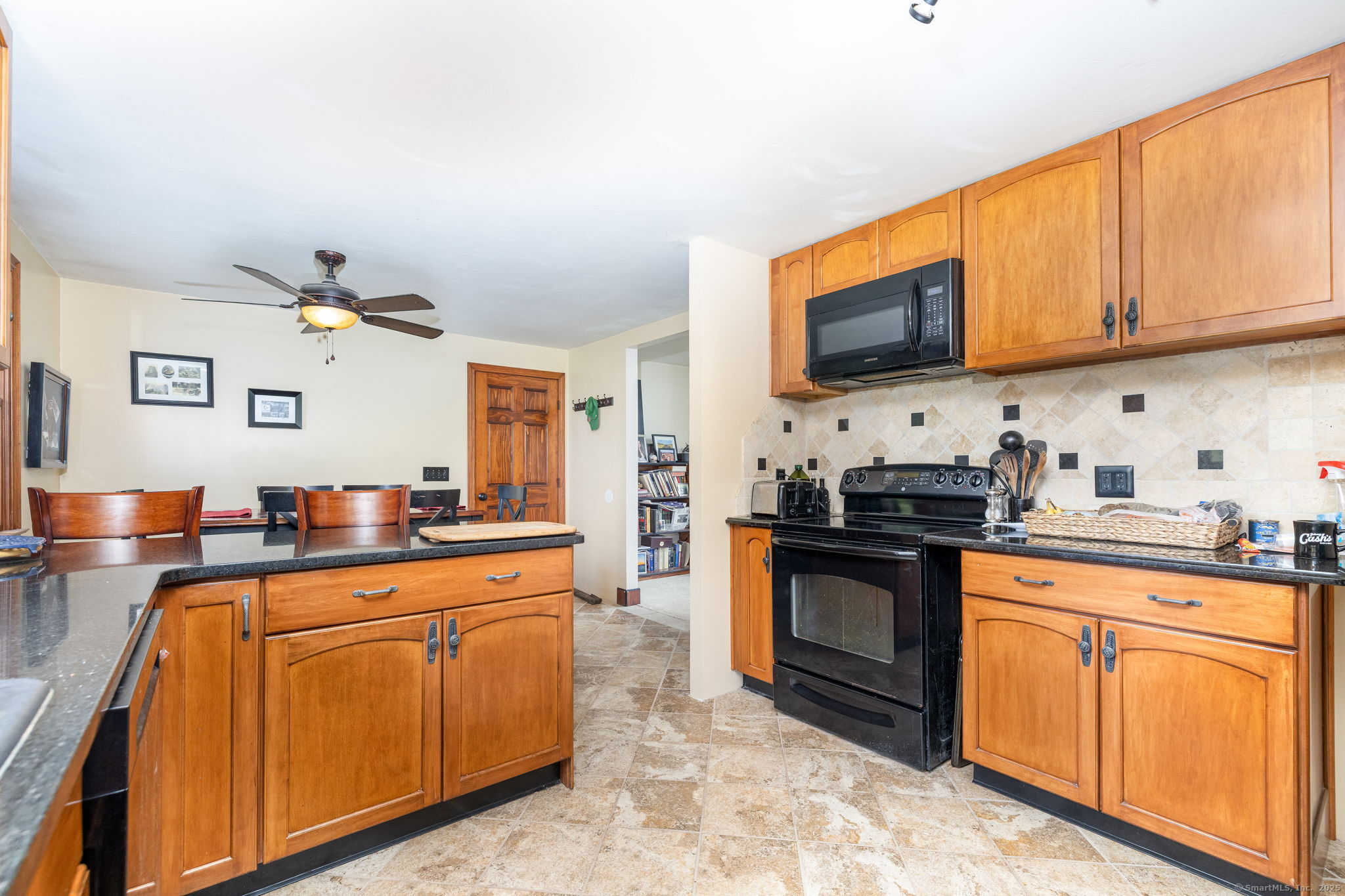 67 Overlook Road, Meriden, Connecticut image 9
