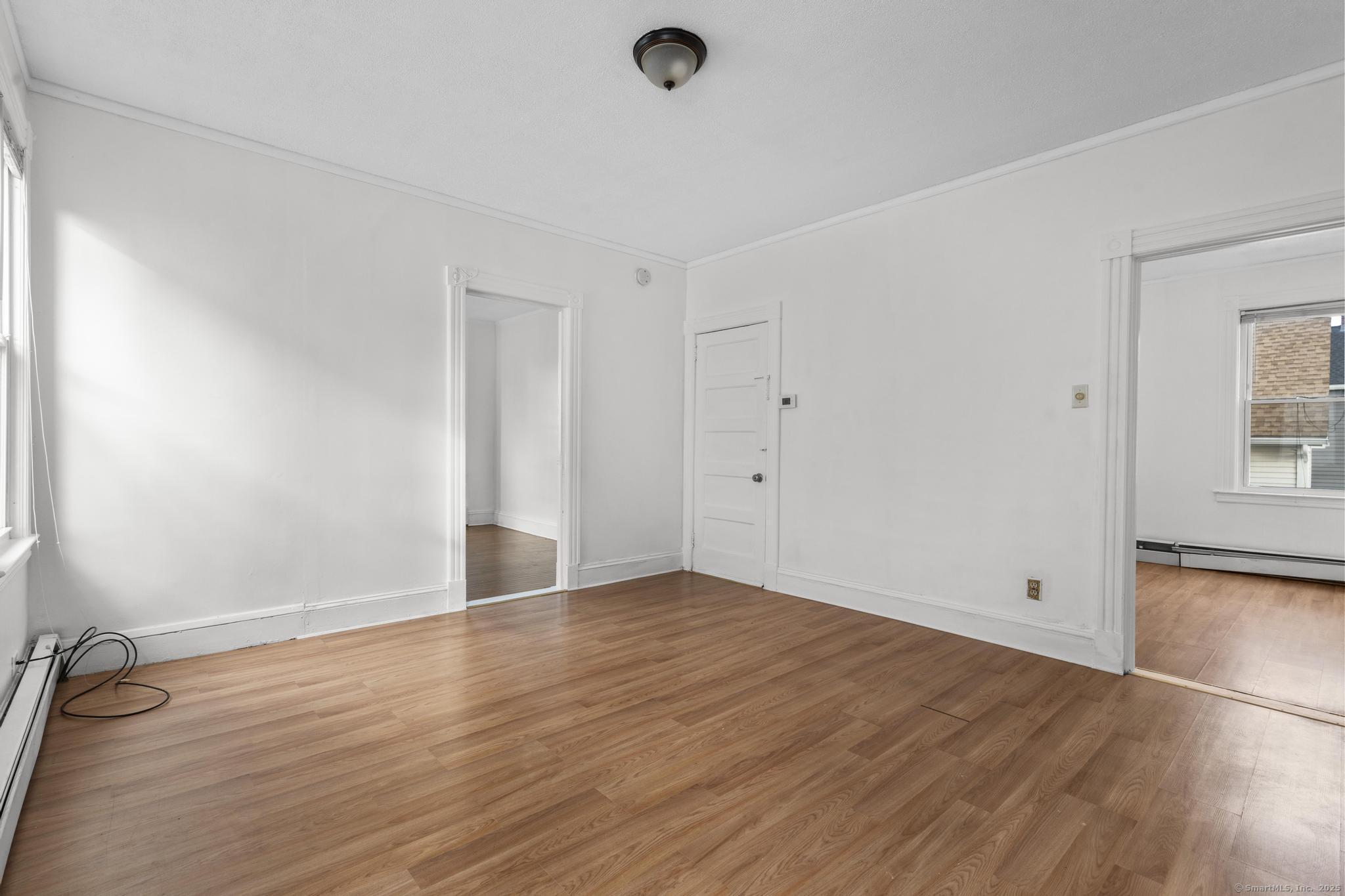 Hartford, Connecticut 06106, United States, 3 Bedrooms Bedrooms, ,1 BathroomBathrooms,Residential,Pending,18683