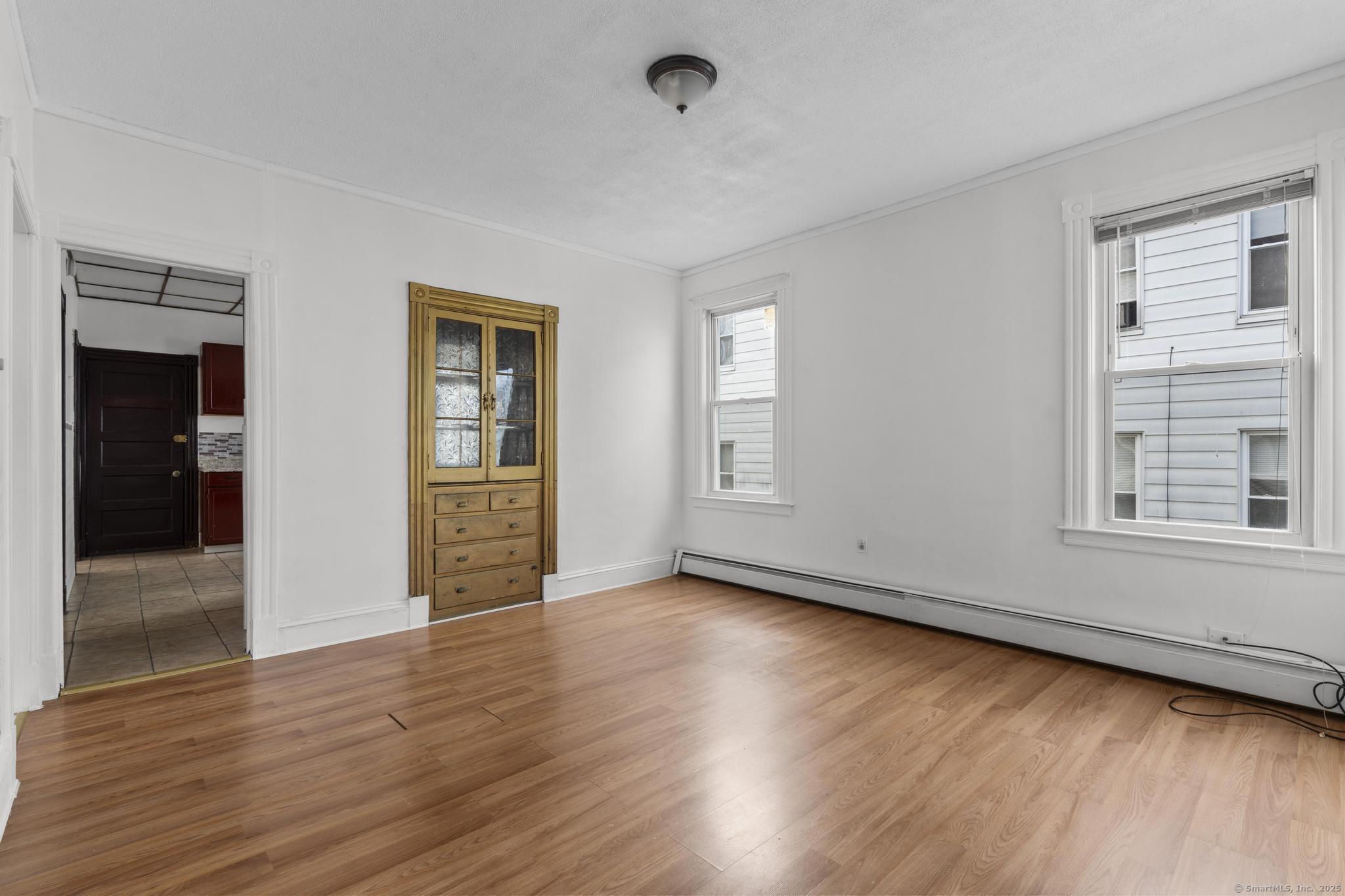 Hartford, Connecticut 06106, United States, 3 Bedrooms Bedrooms, ,1 BathroomBathrooms,Residential,Pending,18683
