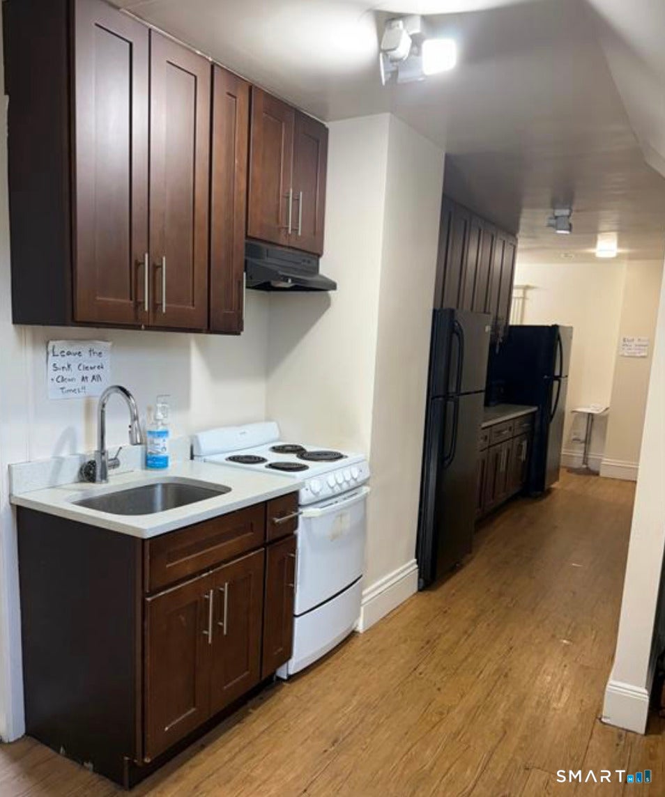 59-61 Myrtle Avenue