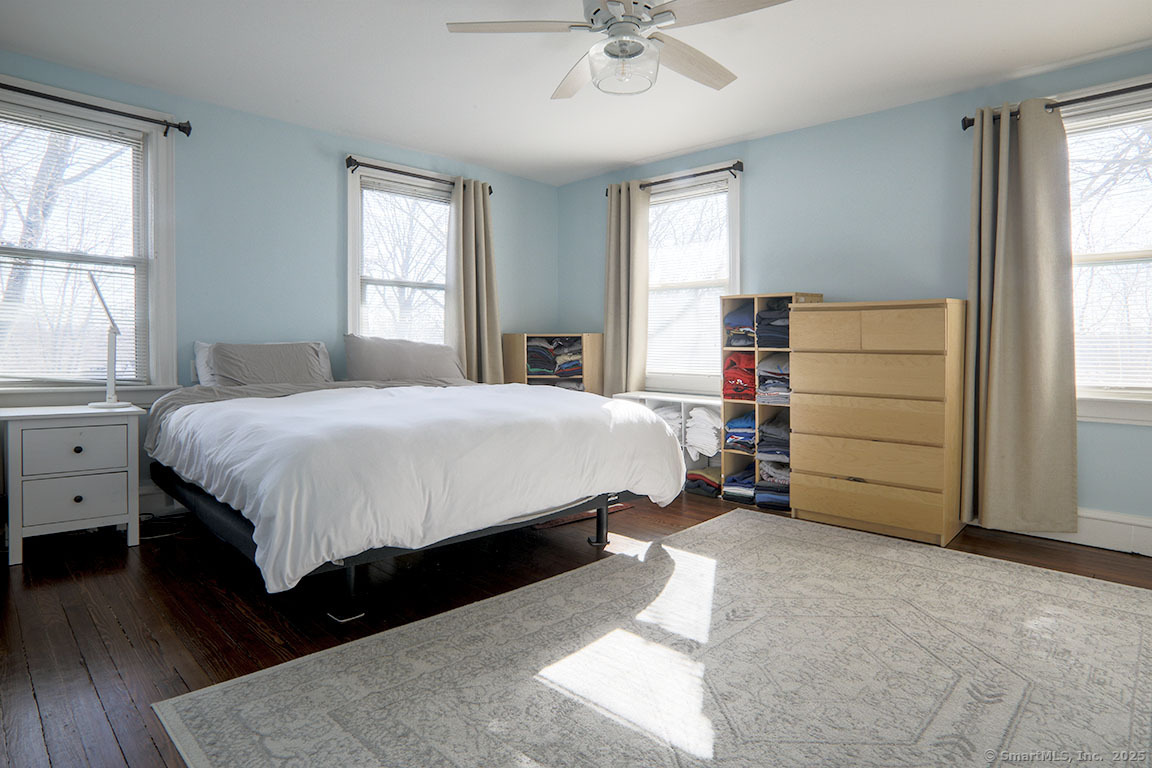 2 Colonial Place, Norwalk, Connecticut image 20