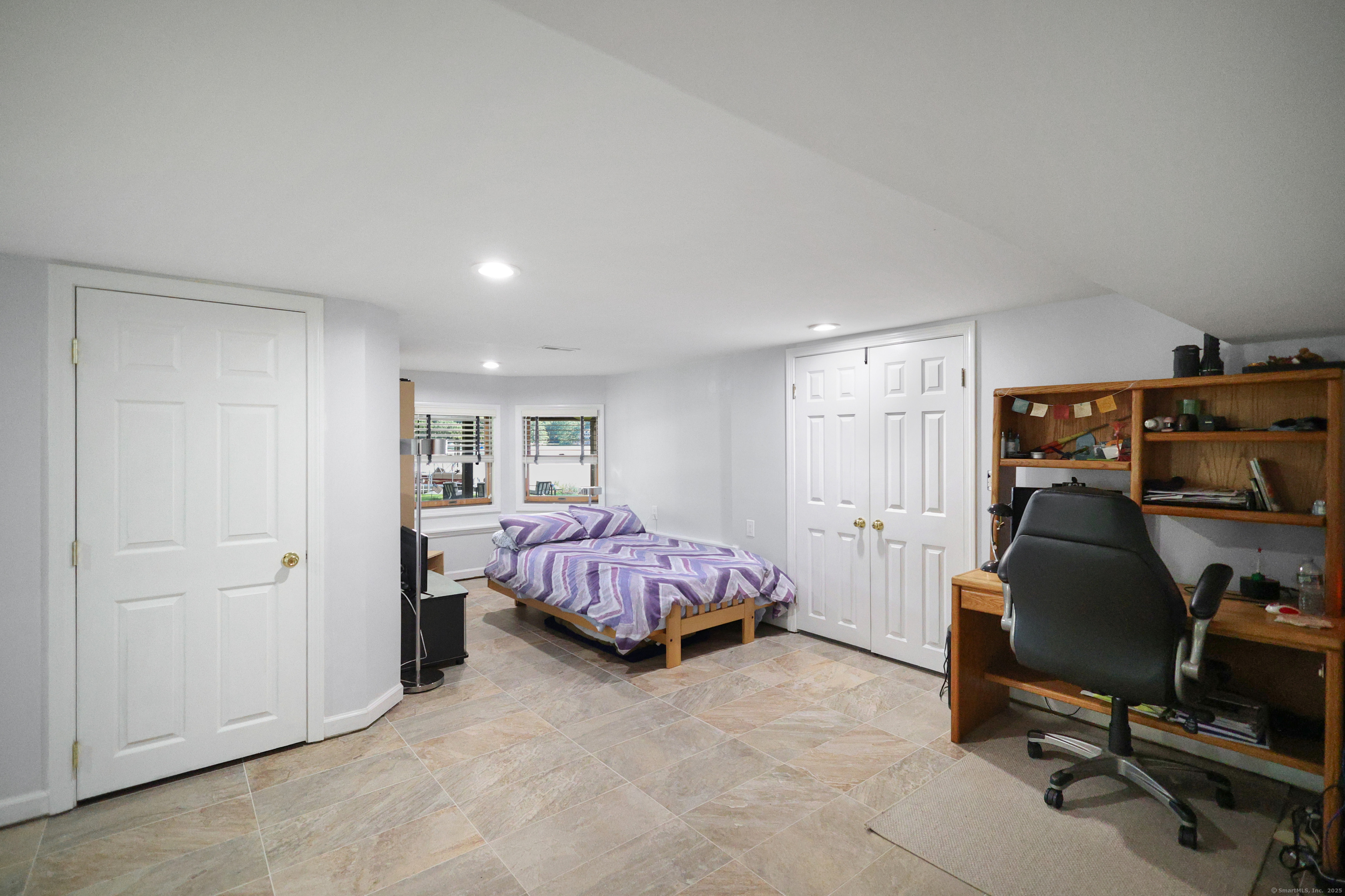 Woodstock, Connecticut 06281, United States, 3 Bedrooms Bedrooms, ,3 BathroomsBathrooms,Residential,Active,196273