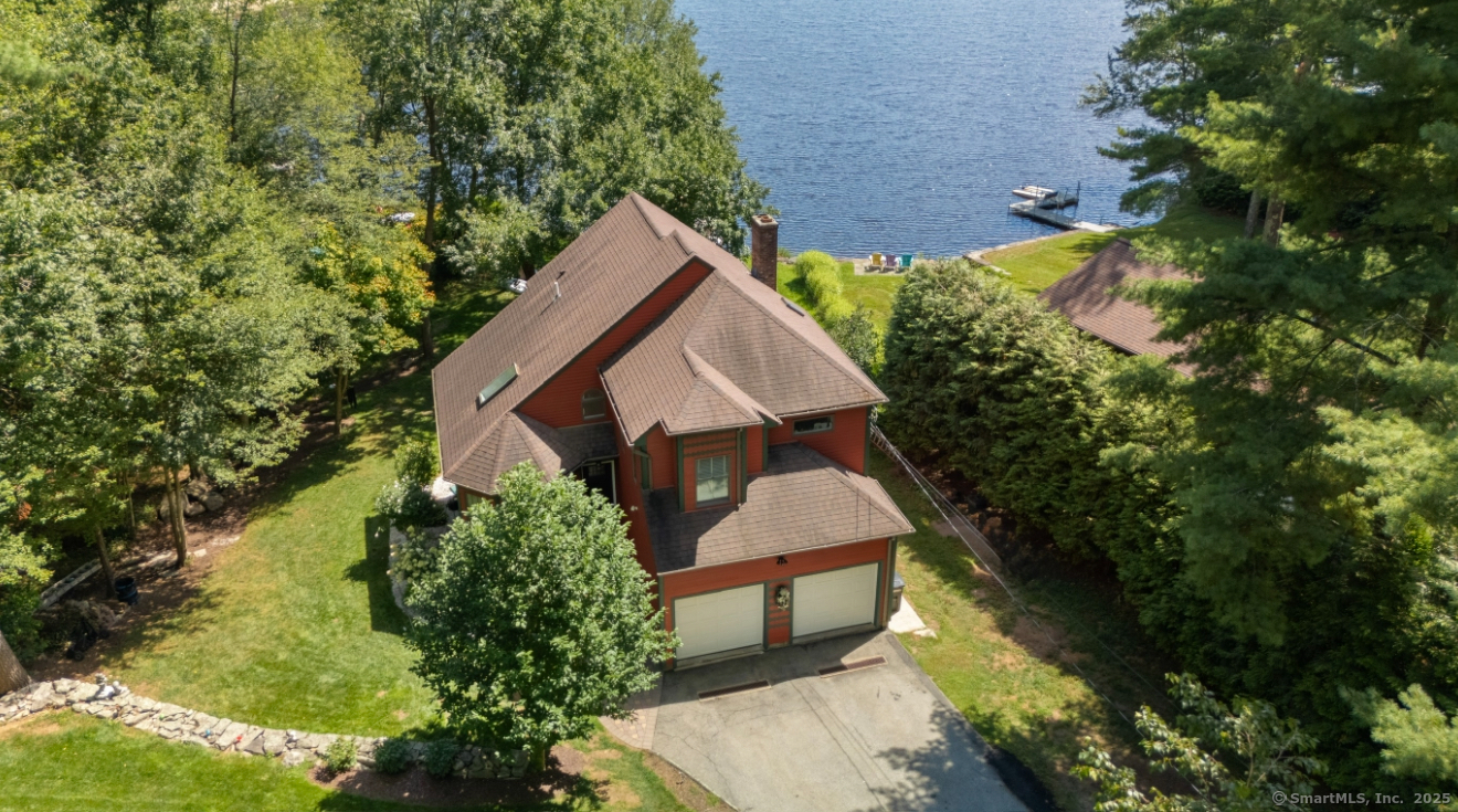 Woodstock, Connecticut 06281, United States, 3 Bedrooms Bedrooms, ,3 BathroomsBathrooms,Residential,Active,196273