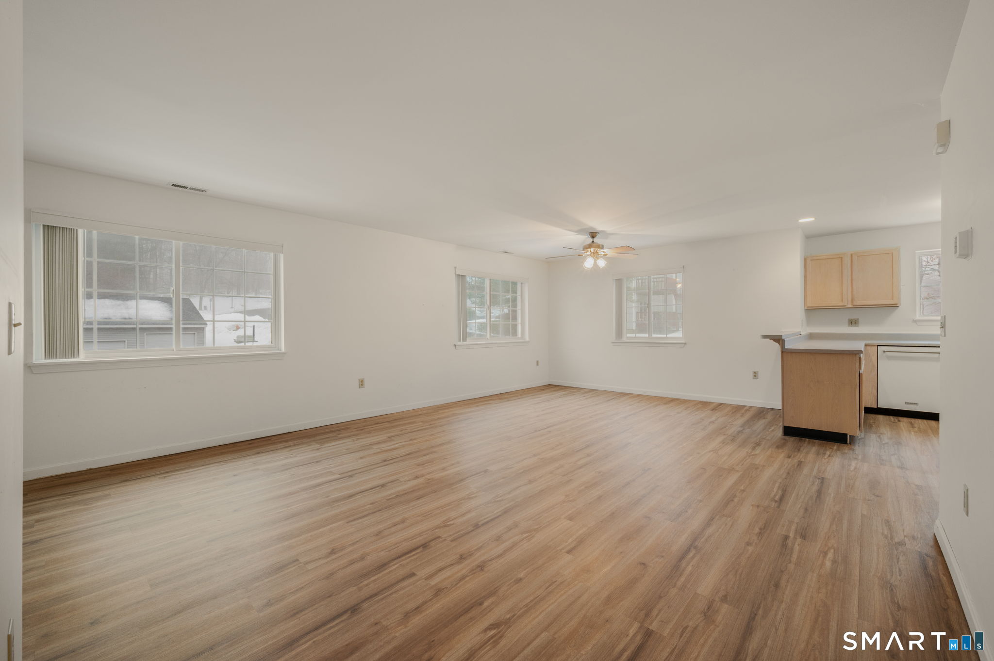 310 Boston Post Road 90