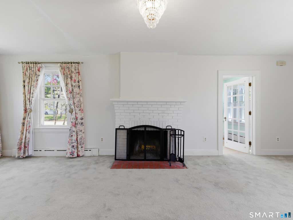 Photo of 763 Ocean Avenue, New London, CT 06320 (MLS # 24172588)
