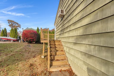 A home in Shelton