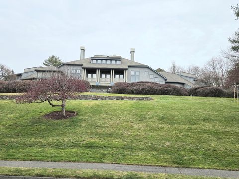 Tiny photo for 3 Acorn Glen #3, Avon, CT 06001 (MLS # 24142210)