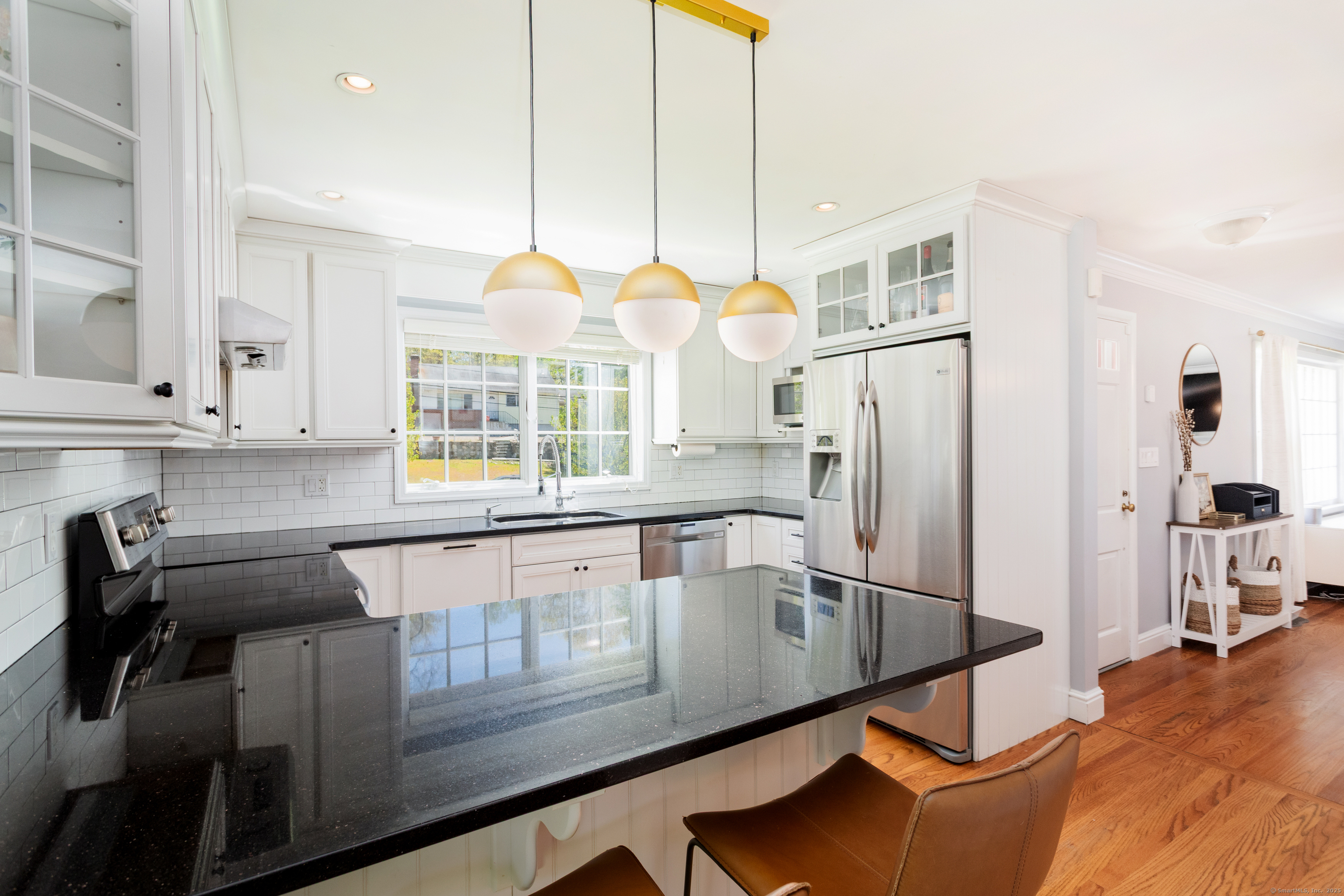 27 Deacon Hill Road, Stamford, Connecticut image 13