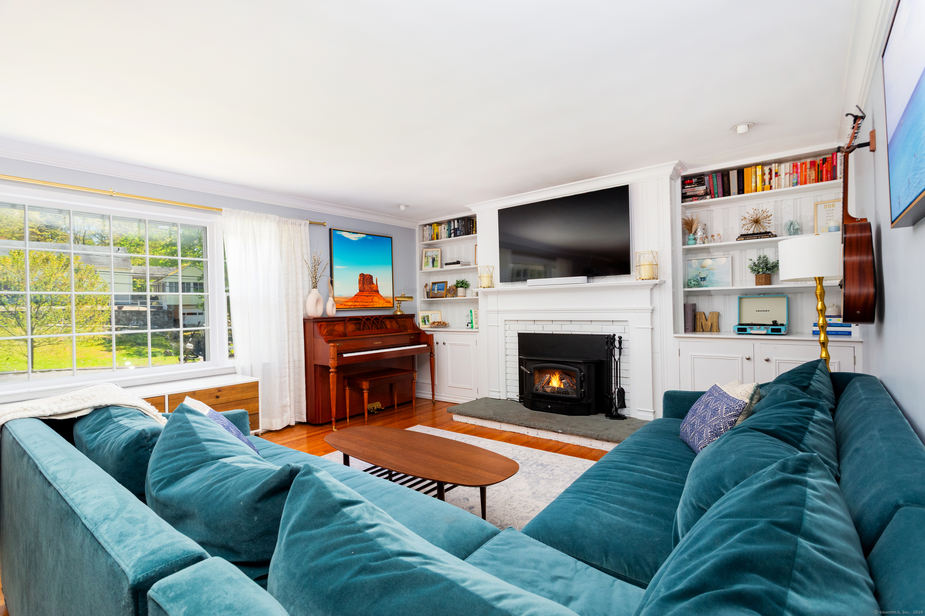 27 Deacon Hill Road, Stamford, Connecticut image 8