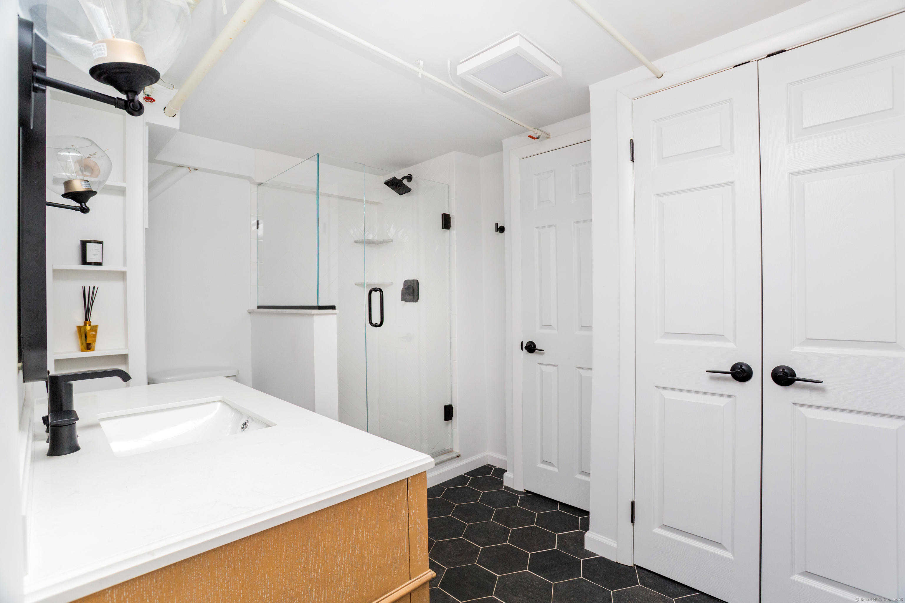 27 Deacon Hill Road, Stamford, Connecticut image 29