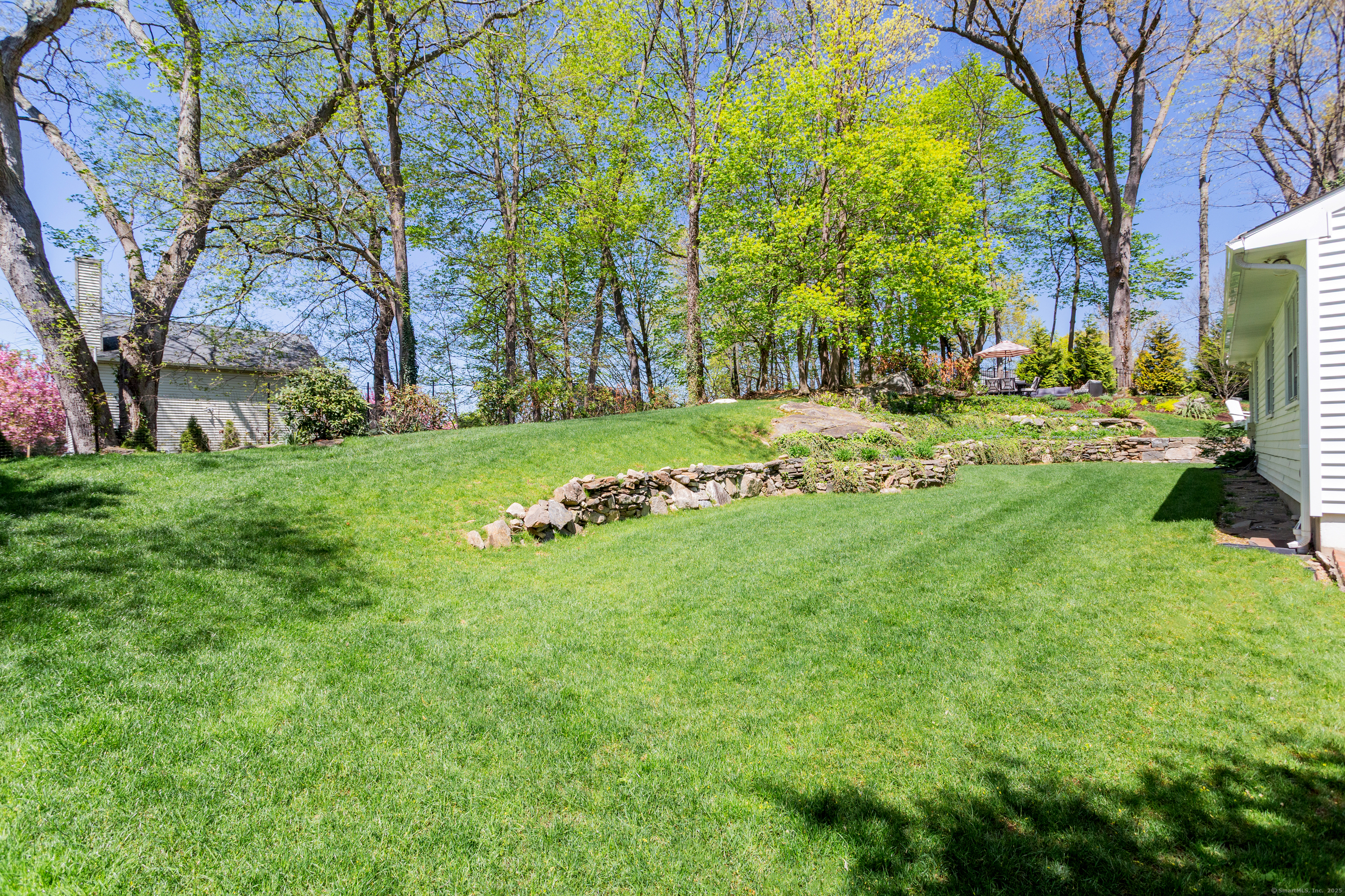 27 Deacon Hill Road, Stamford, Connecticut image 36