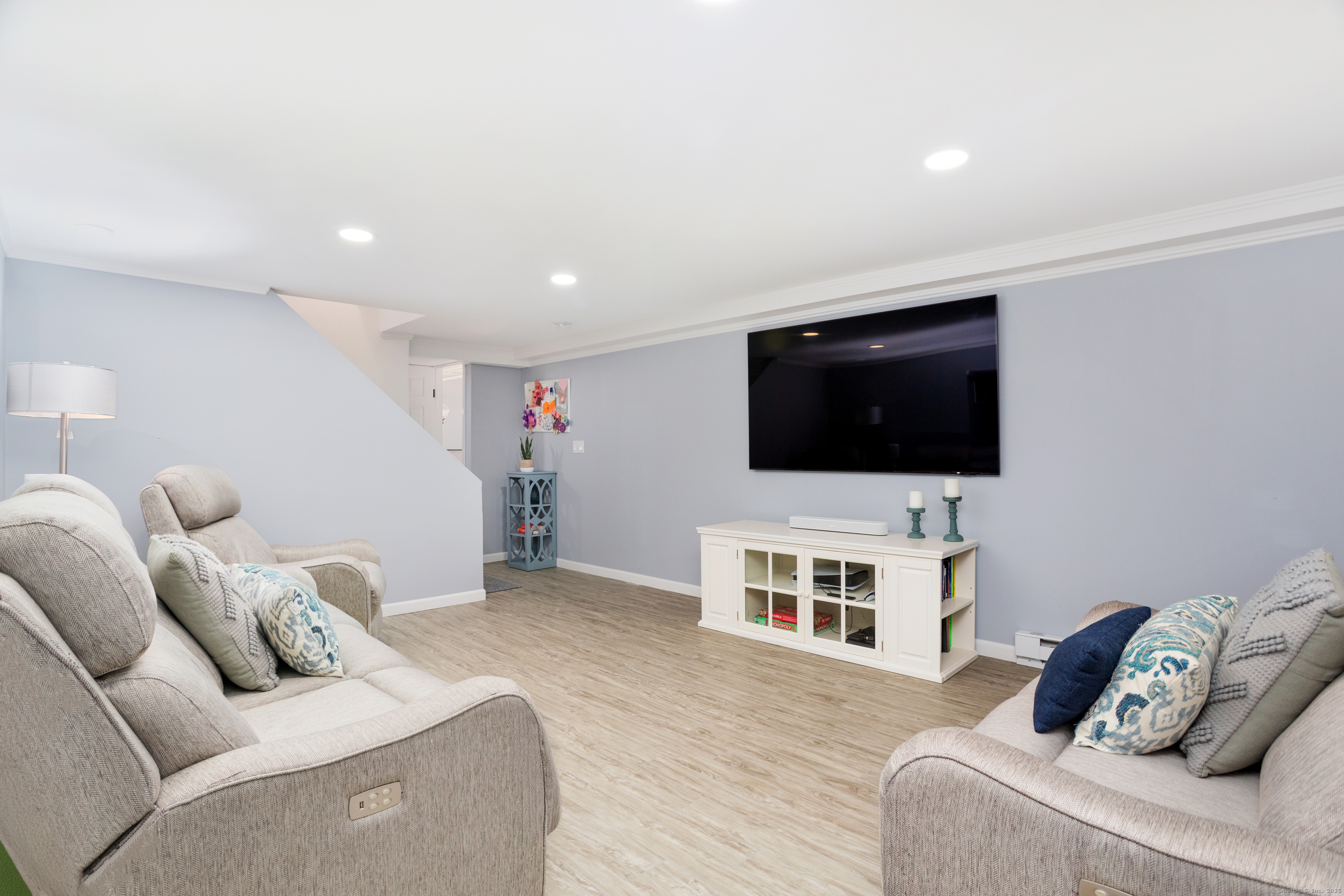 27 Deacon Hill Road, Stamford, Connecticut image 22