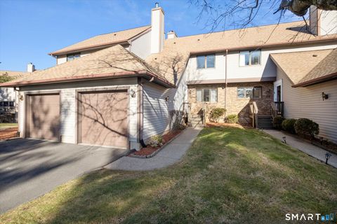 Photo of 312 Foxboro Drive #312, Newington, CT 06111 (MLS # 24148978)