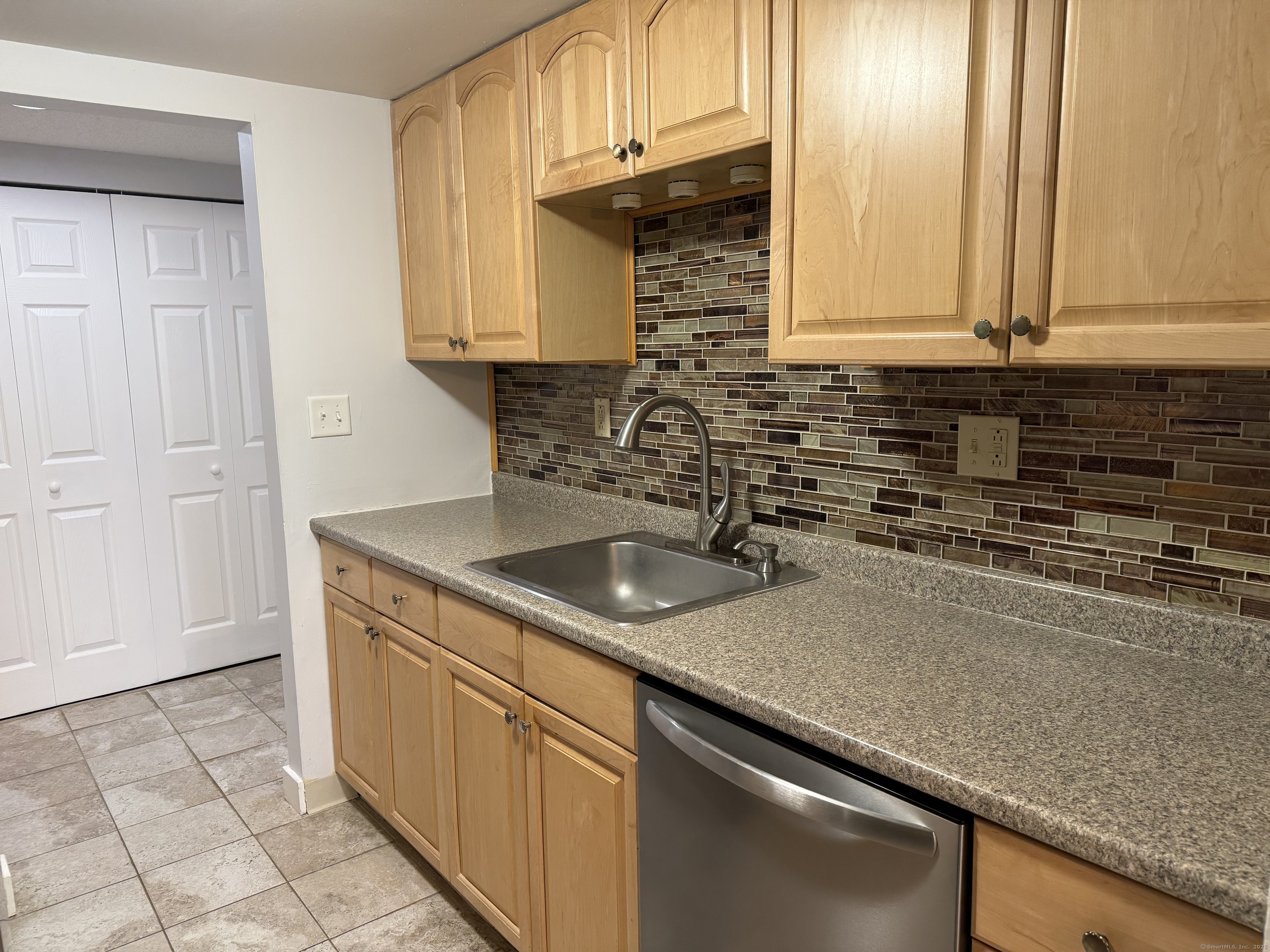 67 Brookwood Drive APT B