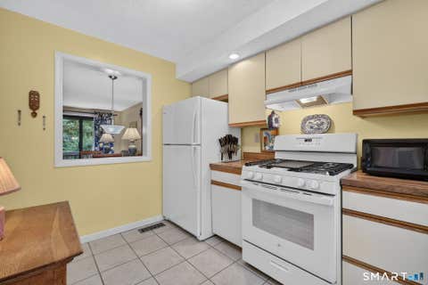 Tiny photo for 30 Brockton Court #30, Beacon Falls, CT 06403 (MLS # 24186825)