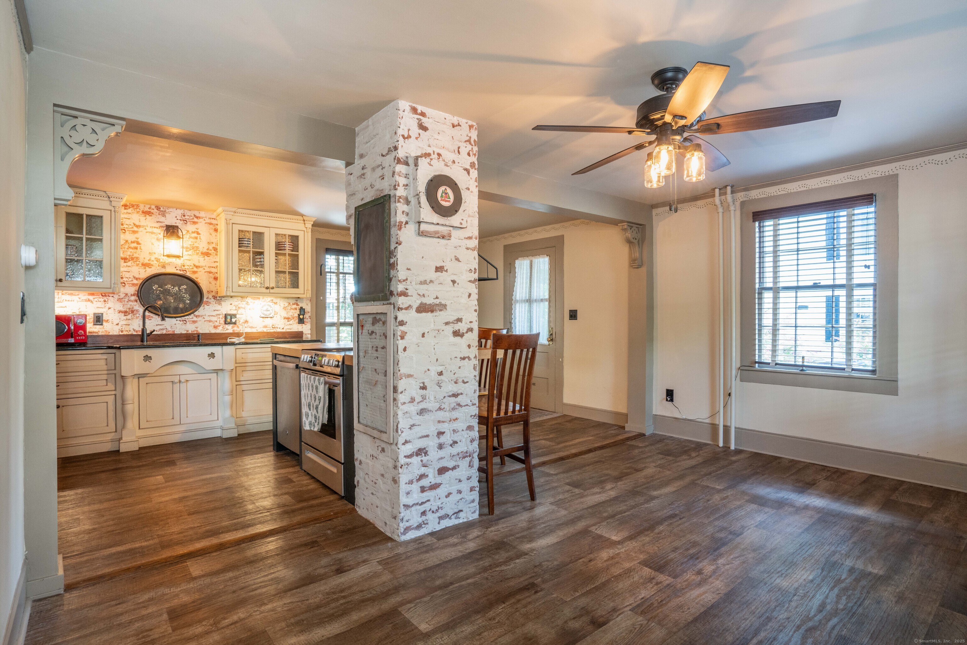 4 Stebbins Brook Lane
