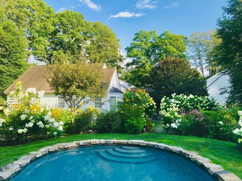 721 Ridgefield Road Wilton CT 06897