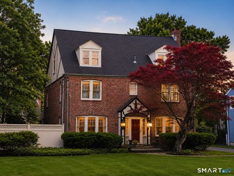 Homes For Sale - 1649 Asylum Avenue<br/> West Hartford, CT 06117