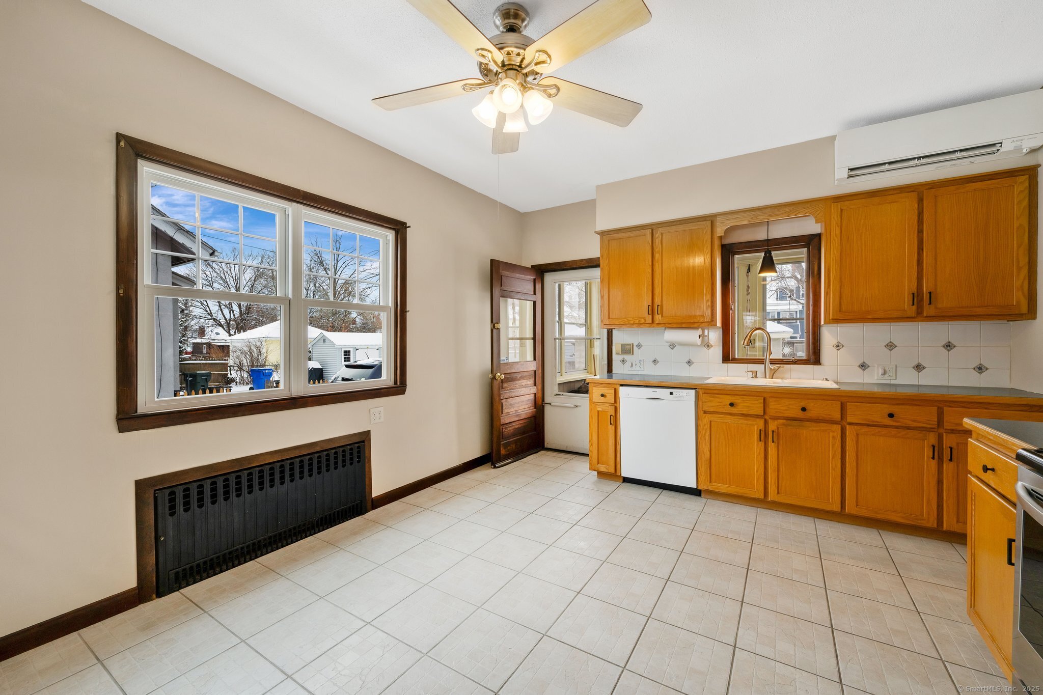 26 Belvidere Street, Springfield, Massachusetts image 8