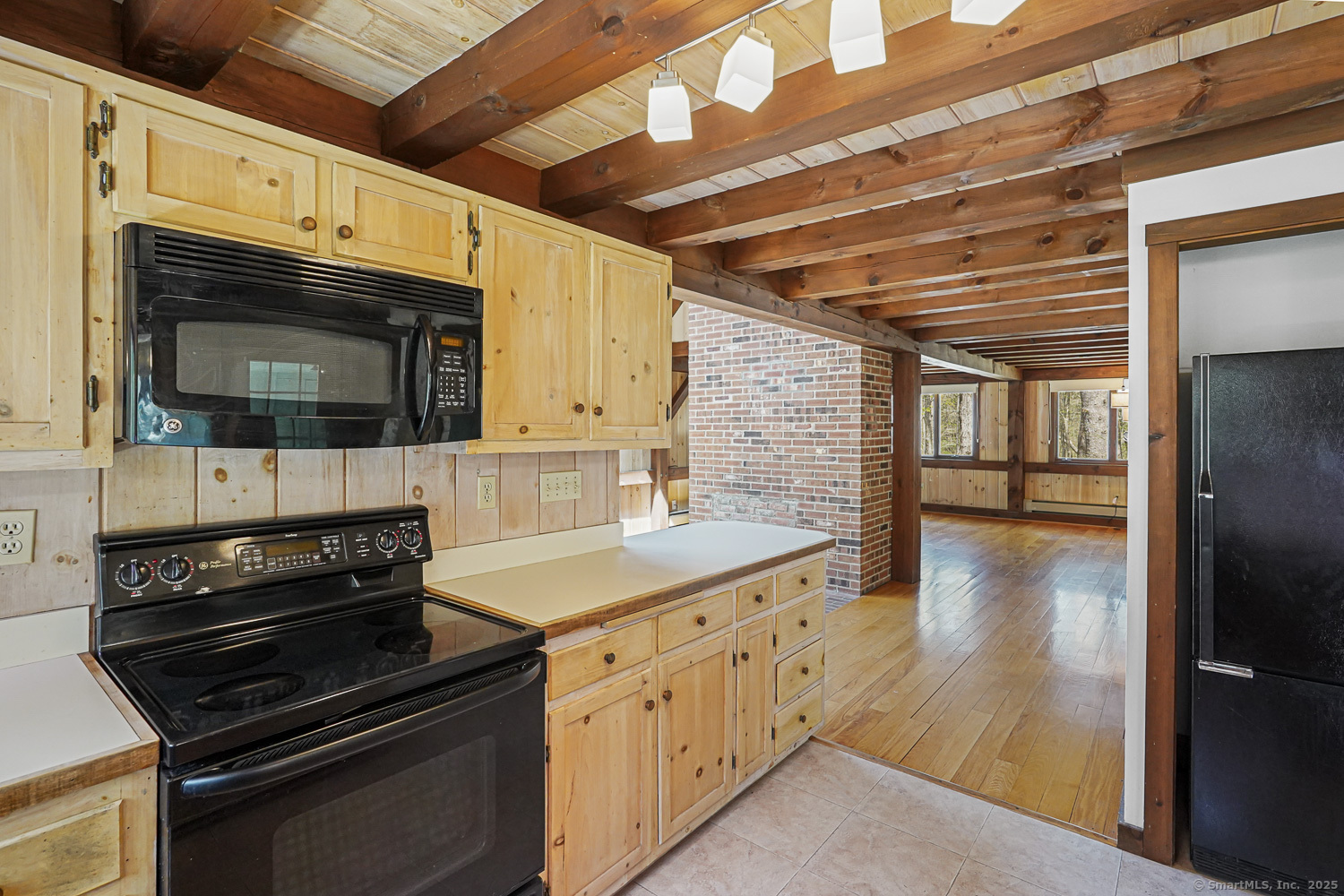 106 Kennerson Reservoir Road, Eastford, Connecticut image 6