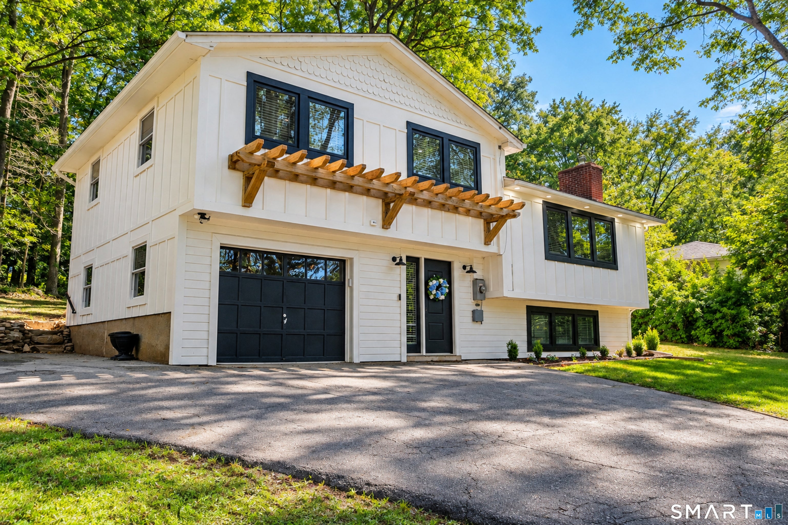 52 Stonybrook Road