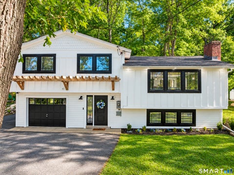 Photo for 52 Stonybrook Road