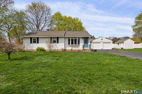 Photo of 4 Johanna Circle, Southington, CT 06489 (MLS # 24167976)