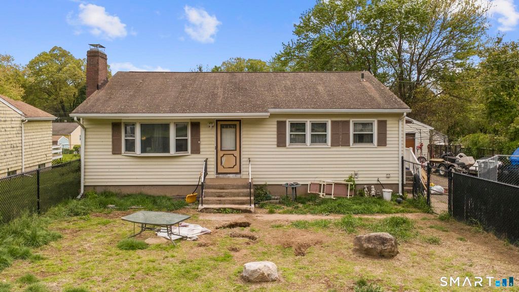 Photo of 1121 Tolland Street, East Hartford, CT 06108 (MLS # 24175814)