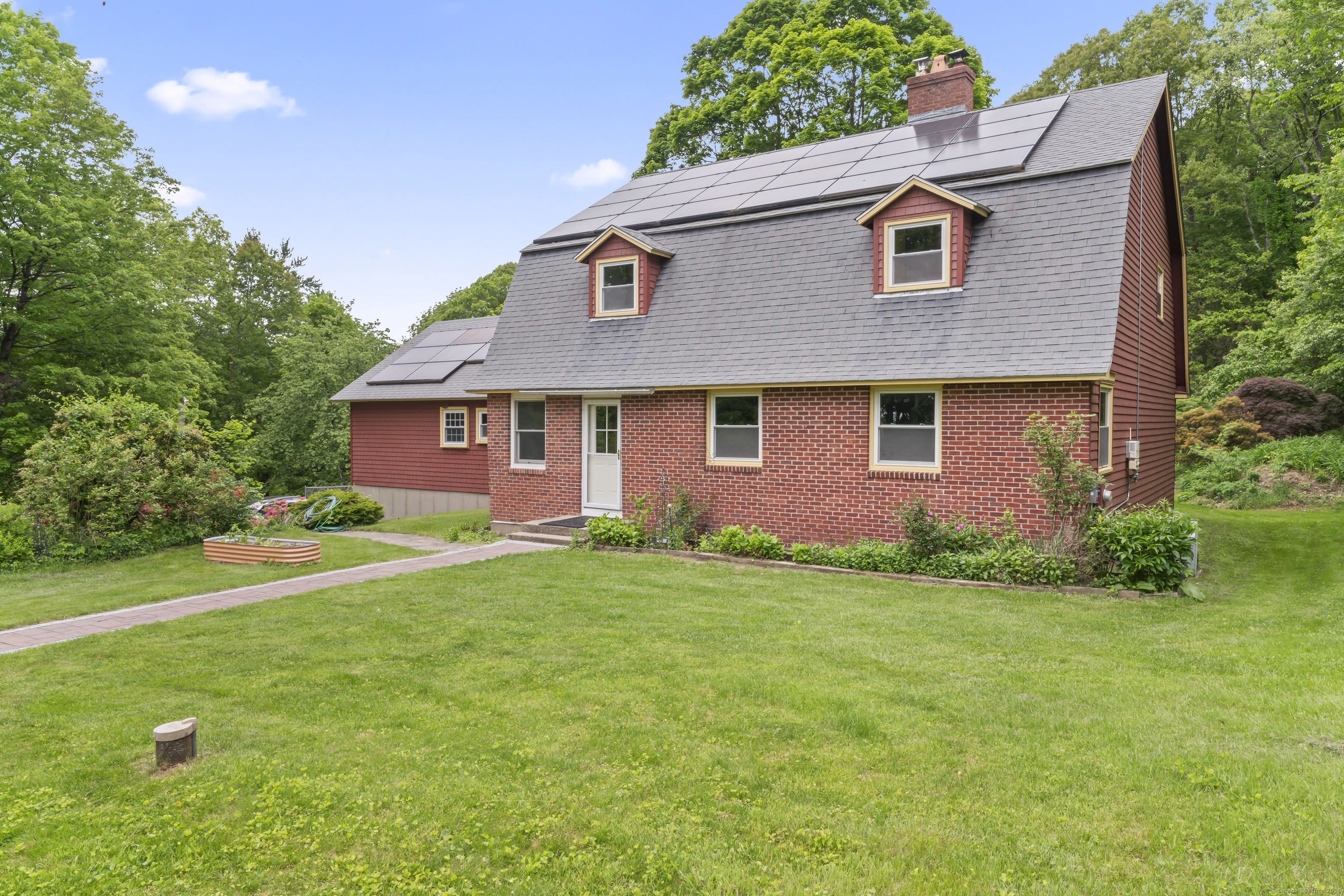 405 Chestnut Tree Hill Road, Oxford, Connecticut image 2