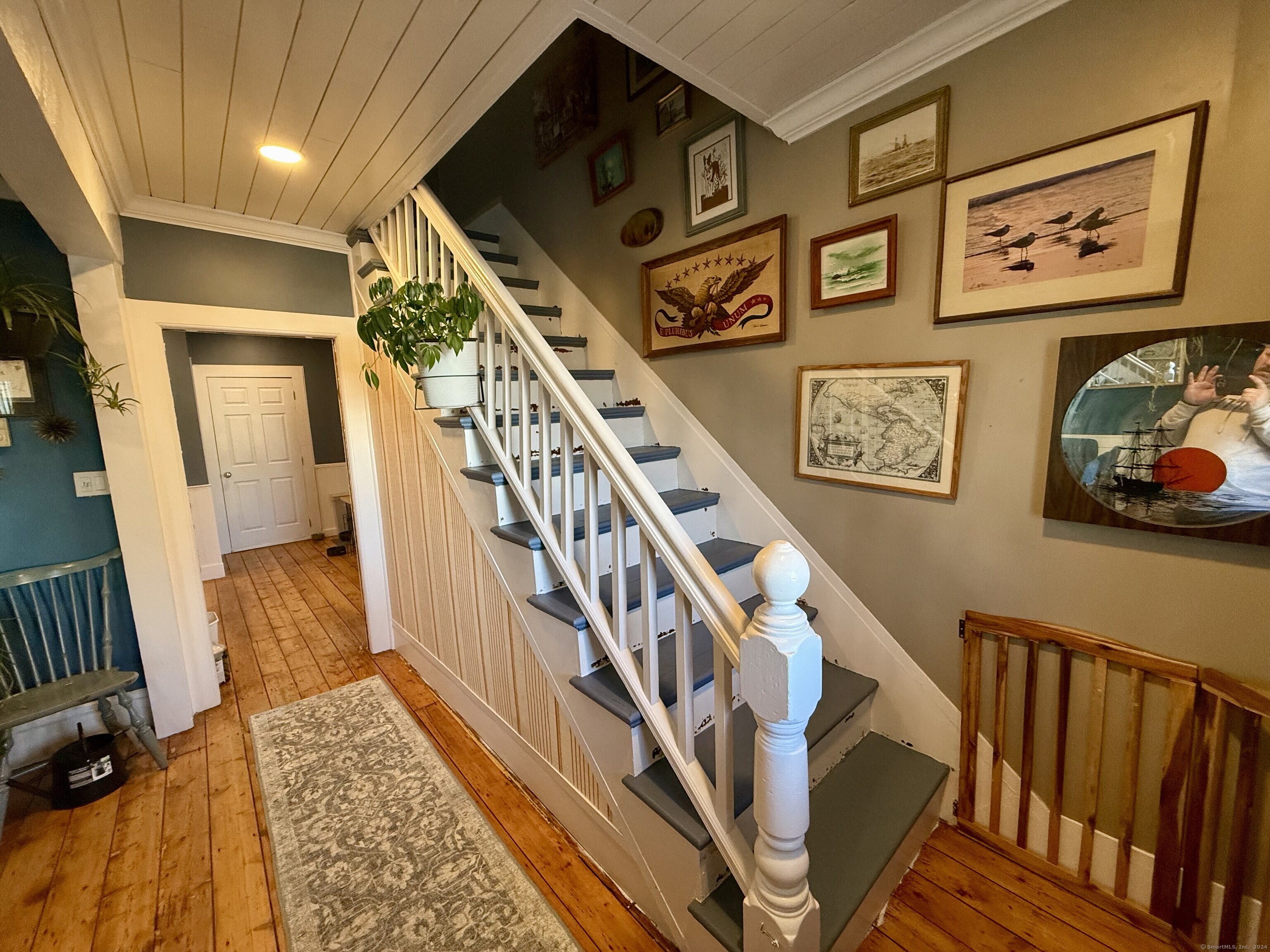 4 Bishop Court, New London, Connecticut image 7