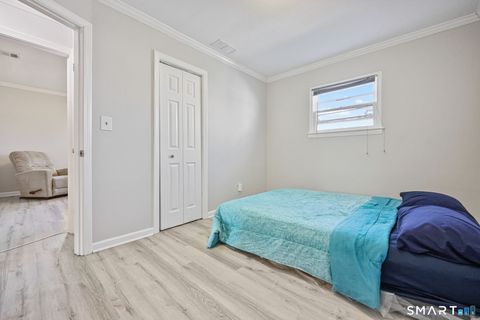 Tiny photo for 5 Sanford Place, Stratford, CT 06615 (MLS # 24159183)