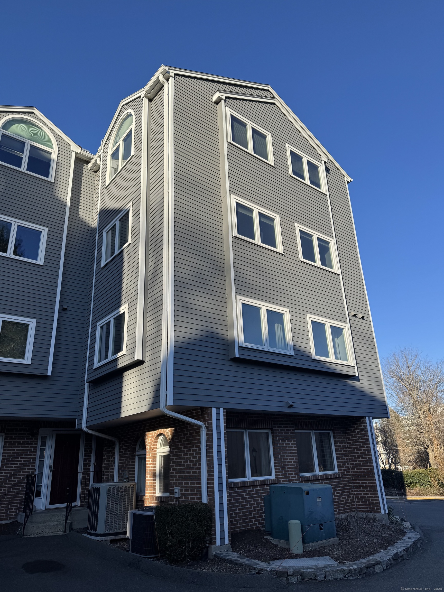 7 Seir Hill Road #APT 16, Norwalk, Connecticut image 2