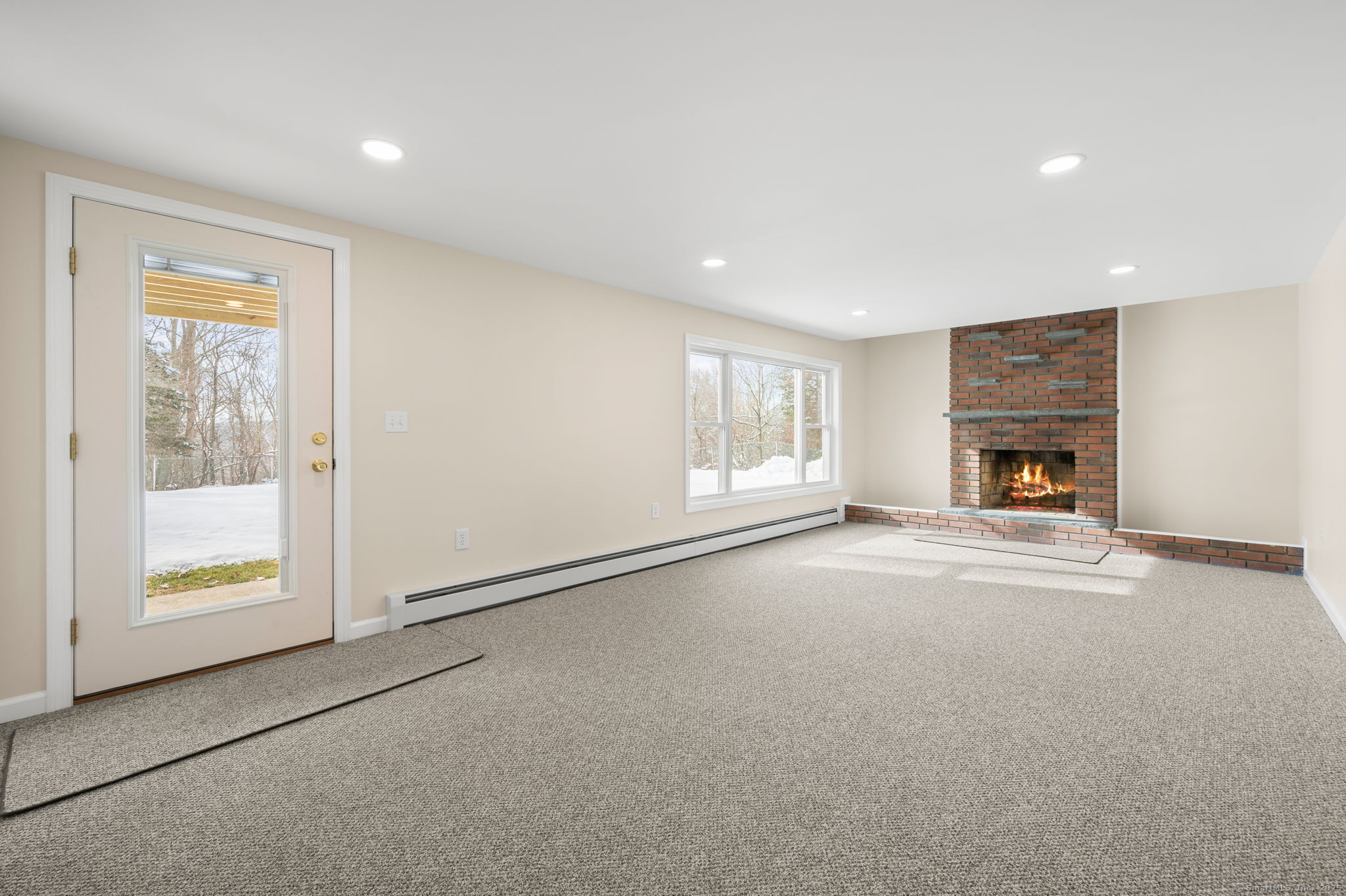 7 Sunniecrest Drive, Waterford, Connecticut image 27