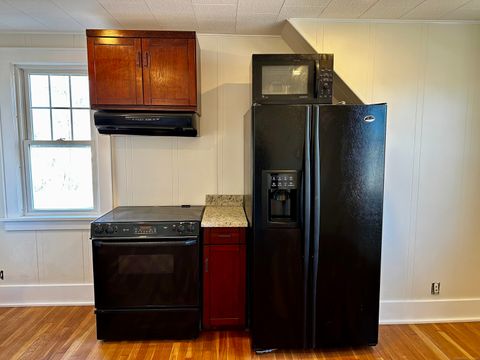 Tiny photo for 336 Federal Road #2nd floor, Brookfield, CT 06804 (MLS # 24142610)