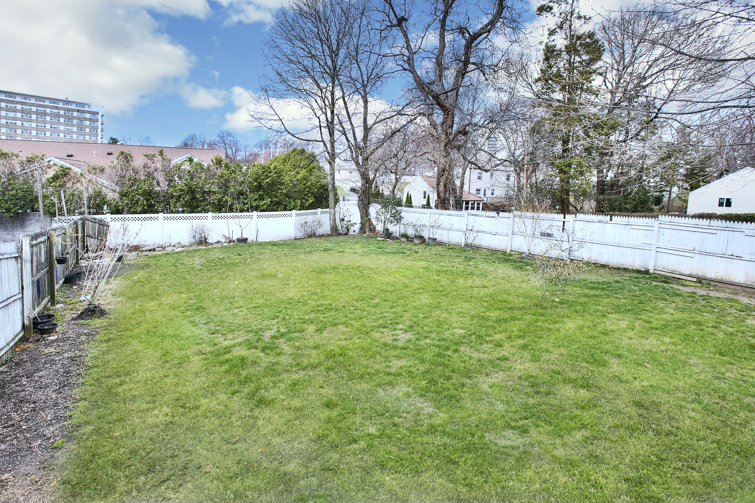165 Greenfield Drive, Bridgeport, Connecticut image 30
