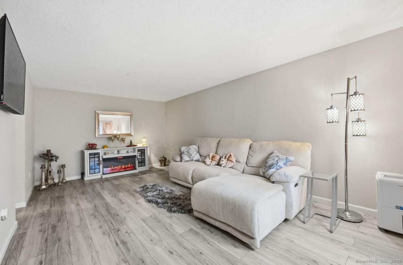 39 Cottonwood Road 39