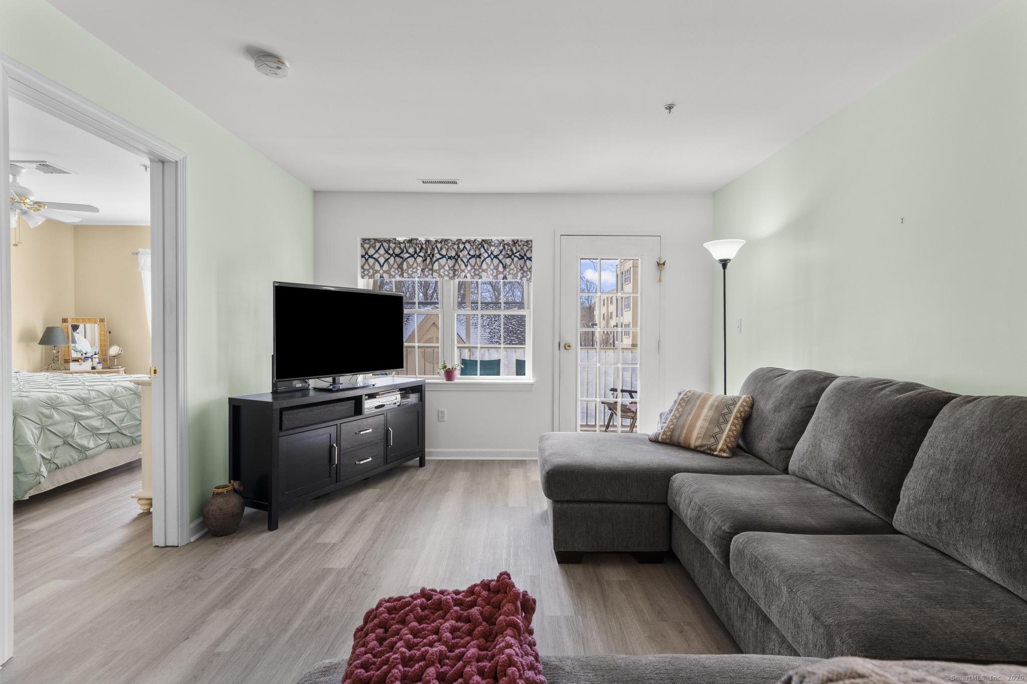 75 Washington Avenue #7-205, Hamden, Connecticut image 21