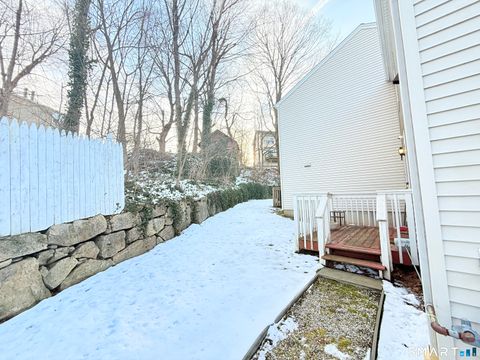 Tiny photo for 4 Hill Court #B, Norwalk, CT 06850 (MLS # 24150841)