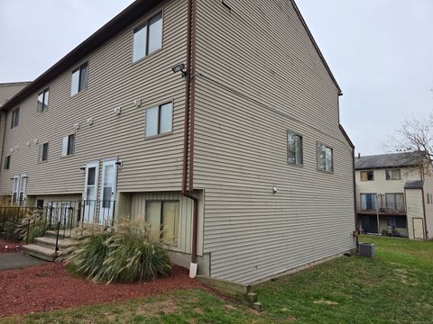 Tiny photo for 790 First Avenue #APT 24, West Haven, CT 06516 (MLS # 24144051)