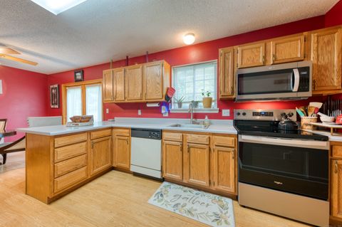 Tiny photo for 230 White Oak Way, Torrington, CT 06790 (MLS # 24147124)