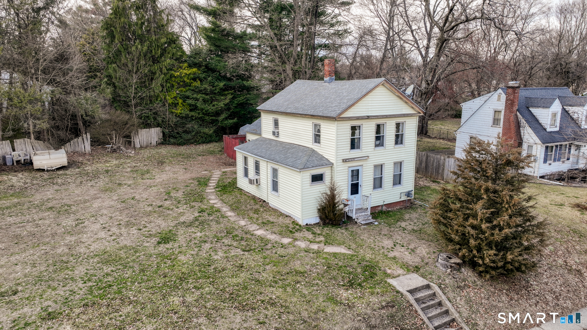 2719 Main Street
