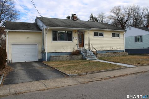 34 Woodrow Avenue Norwich CT 06360