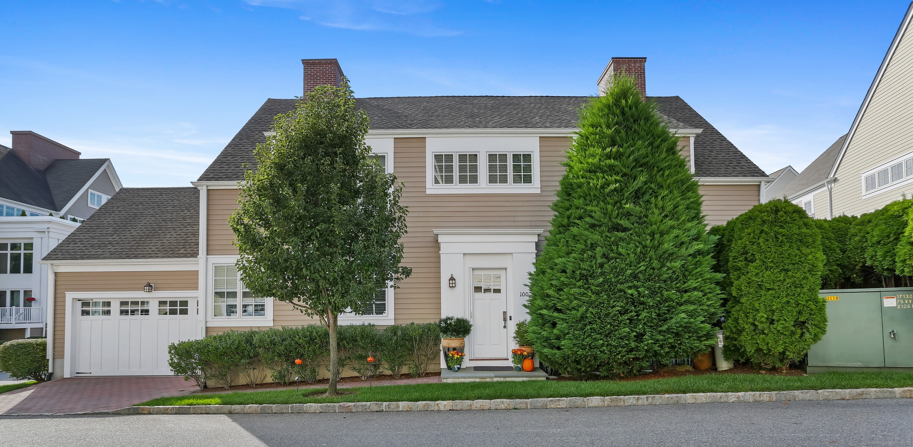 77 Havemeyer Lane 100