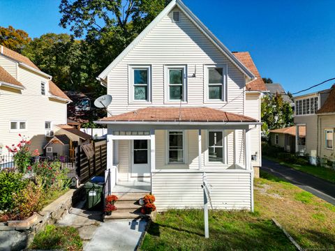 Photo of 113 4th Street, Norwich, CT 06360 (MLS # 24135413)