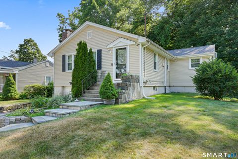 217 Macon Drive Bridgeport CT 06606