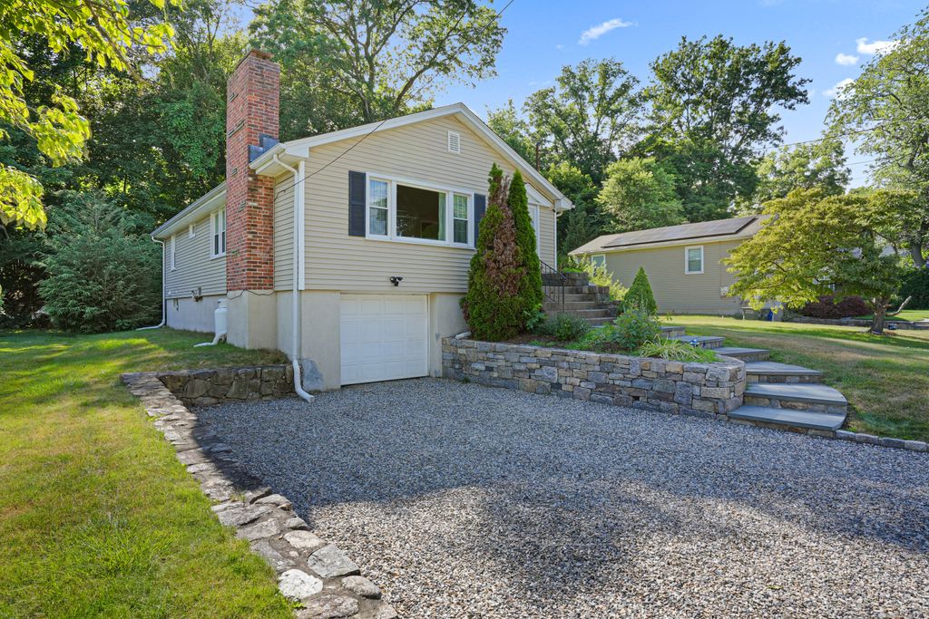 Photo of 217 Macon Drive, Bridgeport, CT 06606 (MLS # 24159456)