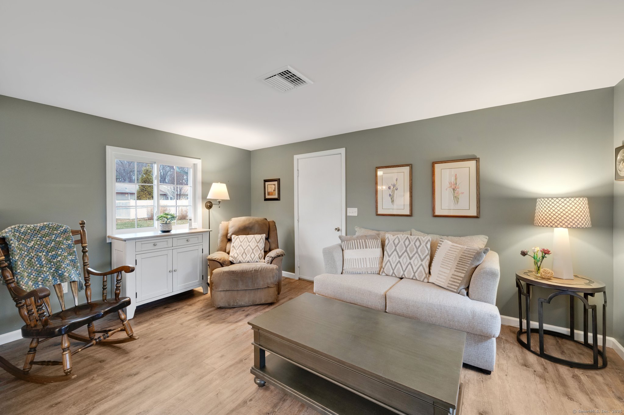 12 Nevins Avenue